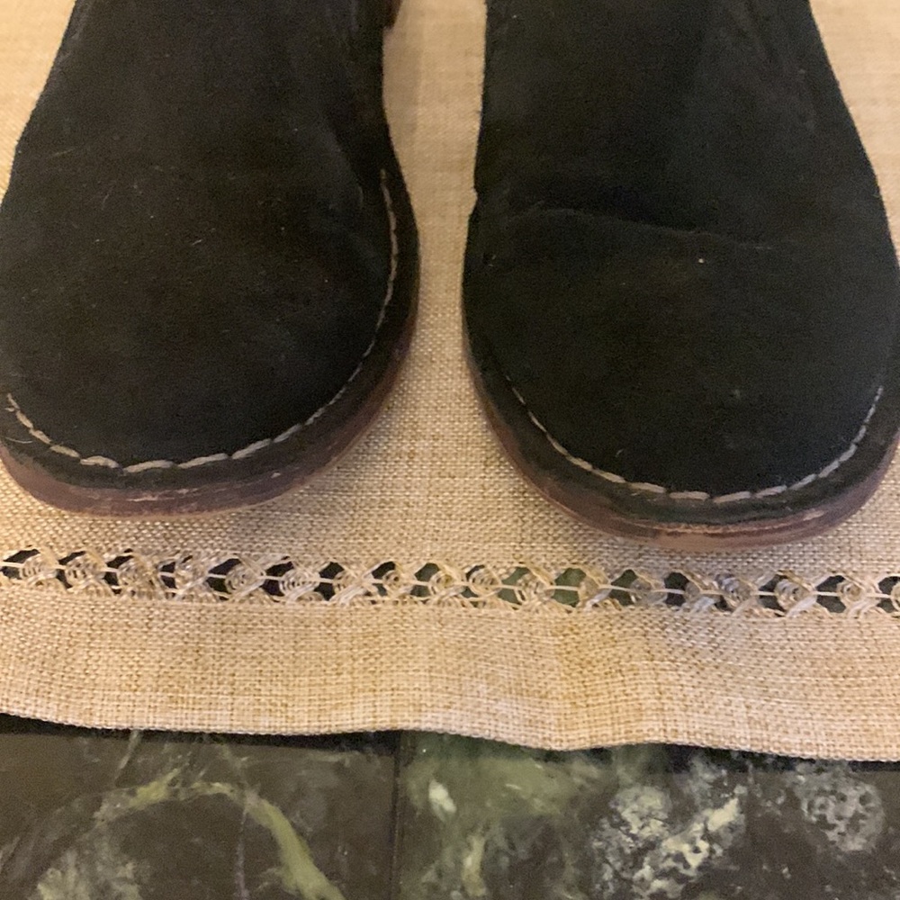 Clark's shoes - Picture 4 of 4